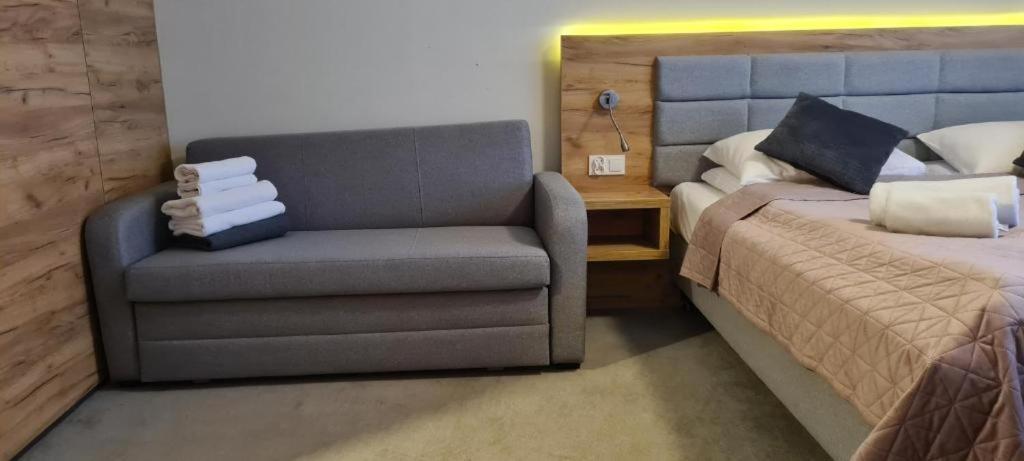 Aparthotel Apartamenty Czarna Gora 130 시에나 외부 사진