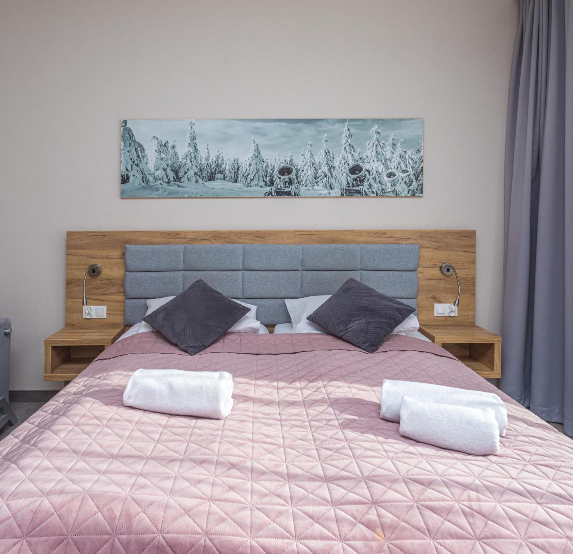 Aparthotel Apartamenty Czarna Gora 130 시에나 외부 사진
